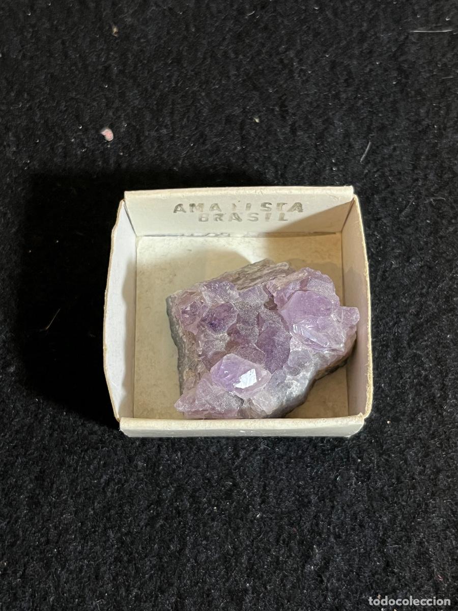 Sammlung von Mineralien: Amatista Brasil drusa cuarzo lila mineral colecci&oacute;n caja vintage original