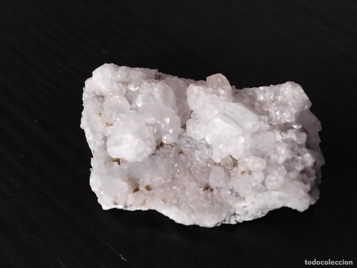 Coleccionismo de minerales: CALCITA sobre CUARZO mineral - Pedrera Berta, El Papiol (Barcelona) - MINERALES DE COLECCI&Oacute;N