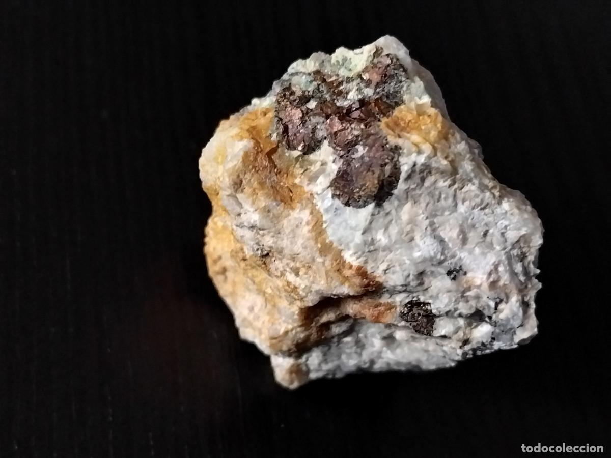 Coleccionismo de minerales: CALCOPIRITA mineral - Sant Fost de Campsentelles (Barcelona) - MINERALES DE COLECCI&Oacute;N