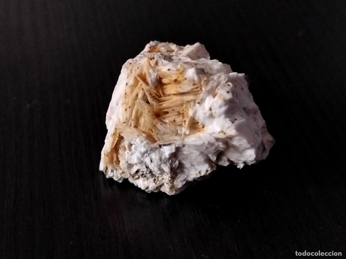 Coleccionismo de minerales: BARITA en rosas de cristales mineral - El Molar (Tarragona) - MINERALES DE COLECCI&Oacute;N