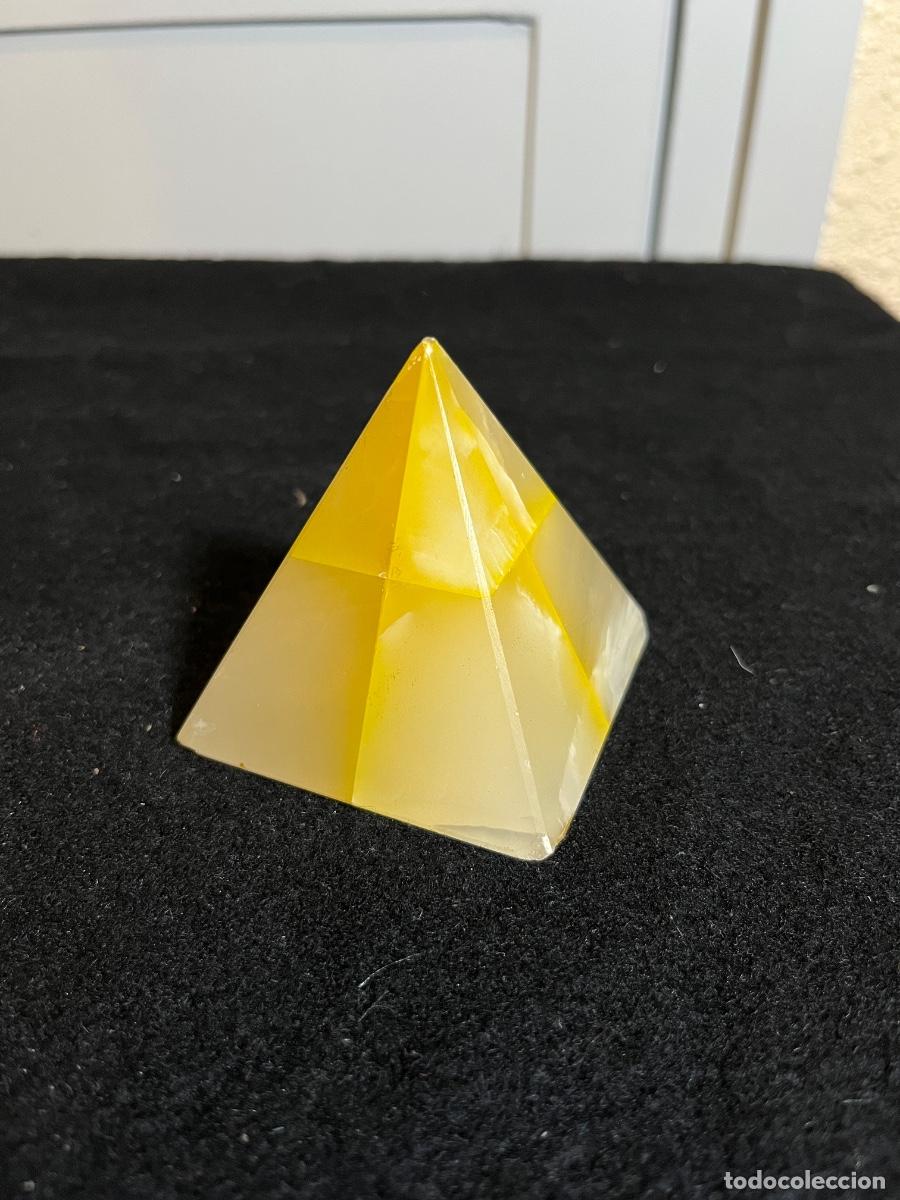 Coleccionismo de minerales: Pir&aacute;mide Calcita Amarilla Vintage Piedra Natural &Oacute;nix Decoraci&oacute;n Esot&eacute;rica Retro