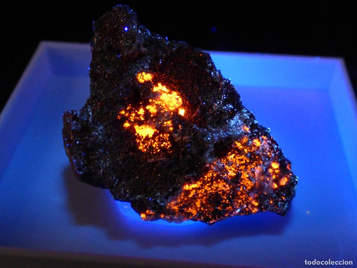 Coleccionismo de minerales: ✅FDMINERALS✅ ⚒️ CALOMELANO Y MERCURIO NATIVO ⚒️Usagre, Badajoz, Extremadura, Espa&ntilde;a - er205