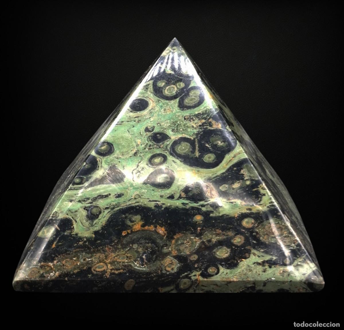 Coleccionismo de minerales: + PIRAMIDE DE JASPE KAMBABA TALLADA A MANO PARA MEDITACION