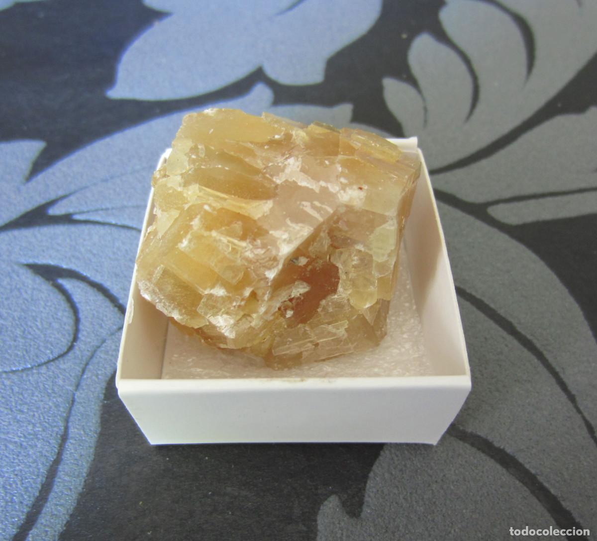 Coleccionismo de minerales: MINERAL CALCITA MINERALES EN CAJA 4X4 CM