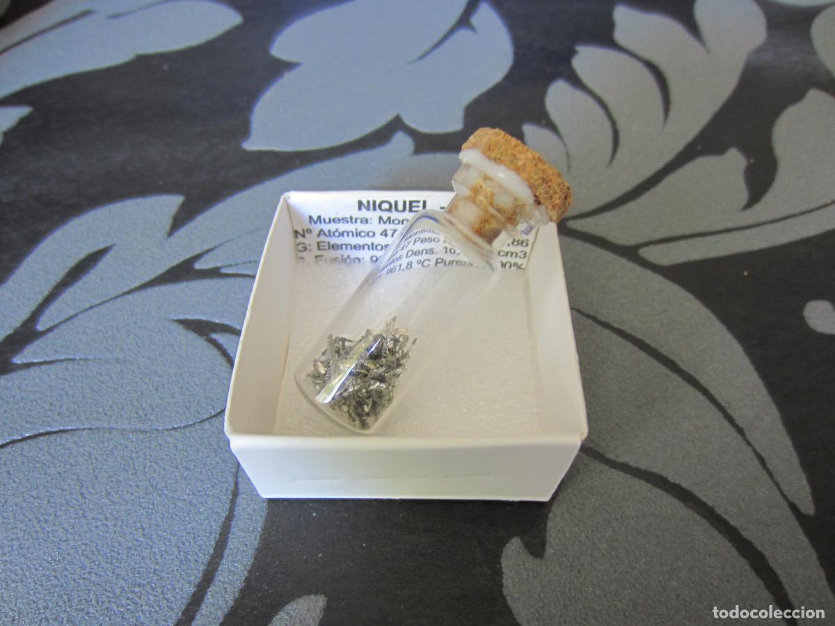 Coleccionismo de minerales: MINERAL ELEMENTOS NIQUEL MINERALES EN CAJA 4X4 CM