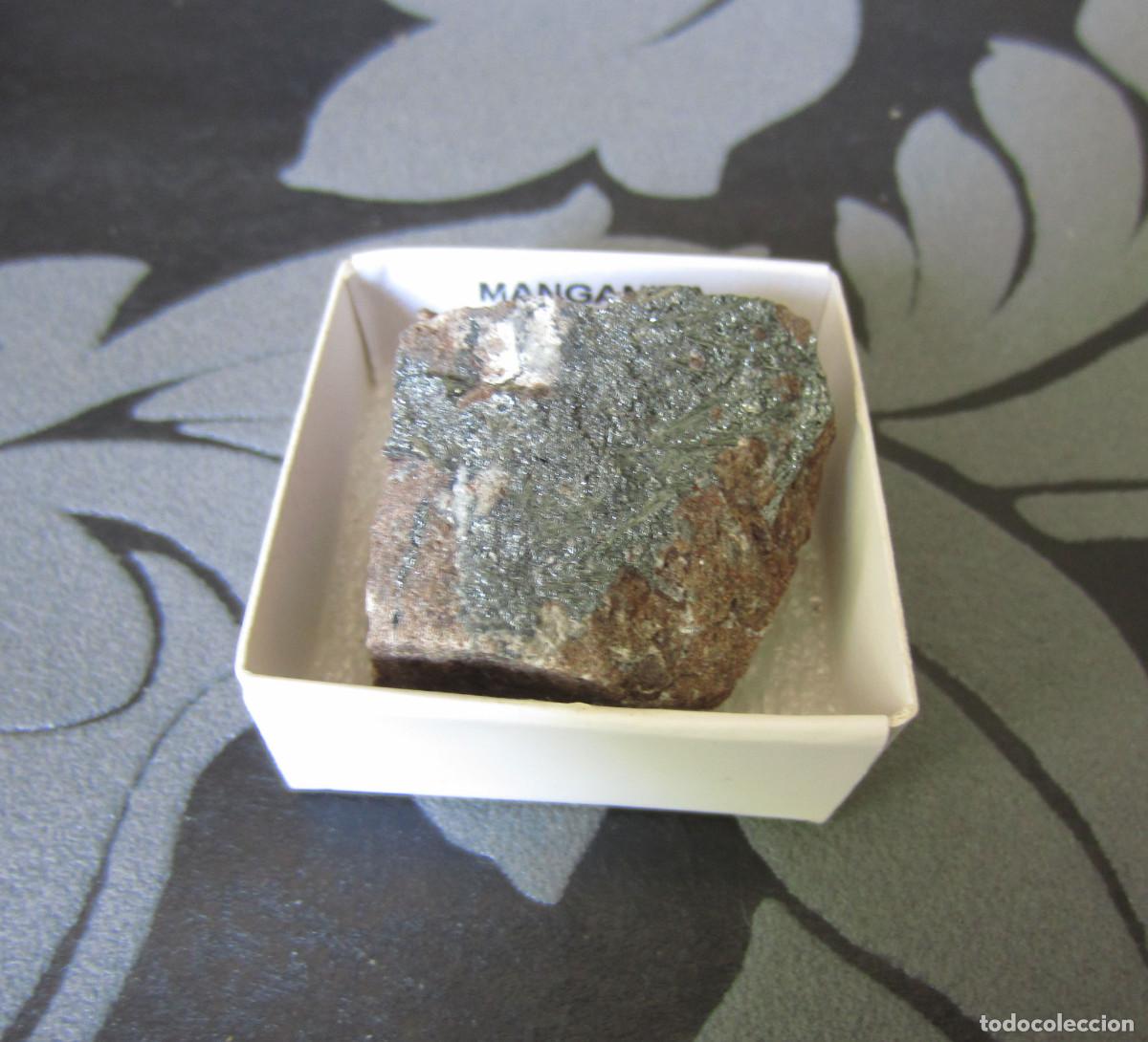 Coleccionismo de minerales: MINERAL MANGANITA MINERALES EN CAJA 4X4 CM