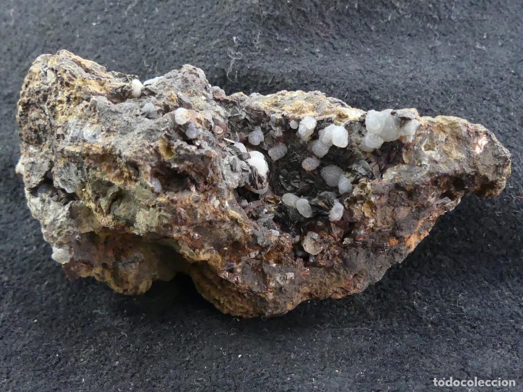 Coleccionismo de minerales: Calcedonia y Siderita, Cartagena, Murcia