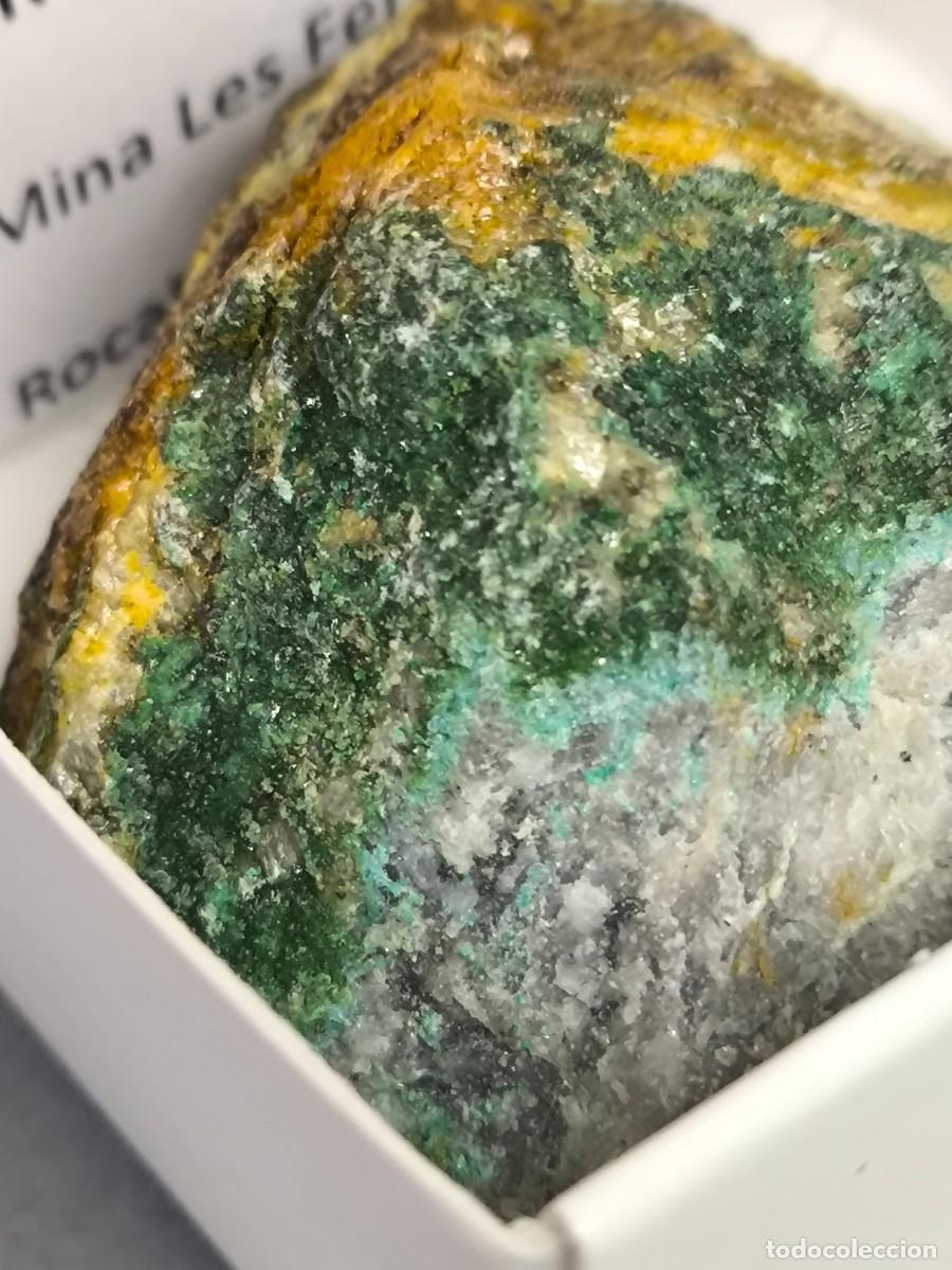 Coleccionismo de minerales: BROCHANTITA - MINERAL. 4x4. Girona