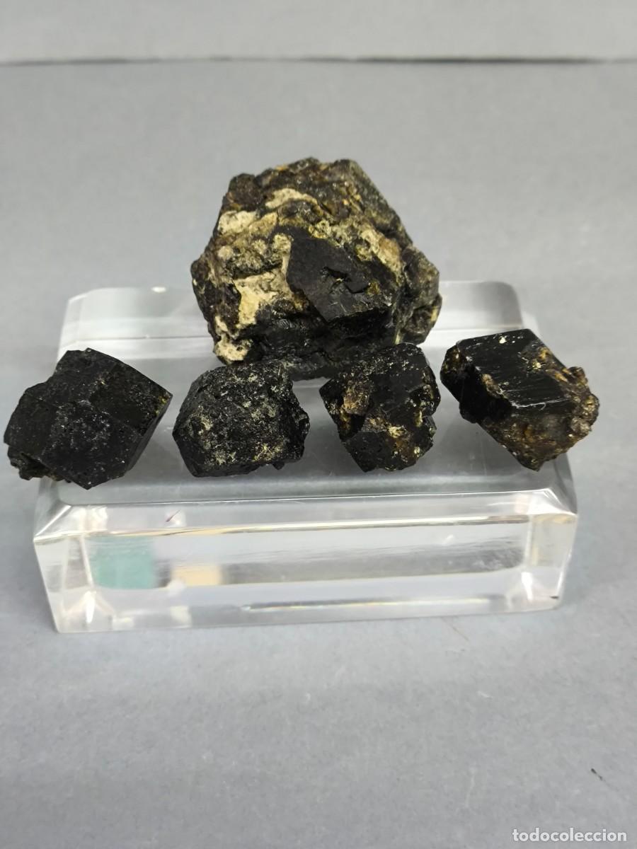 Coleccionismo de minerales: GRANATE GROSSULARIA-ANDRADITA - Mineral. Murcia