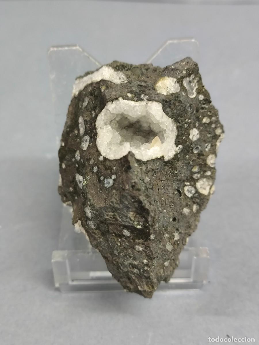 Coleccionismo de minerales: CHABASITA - MINERAL. AUSTRALIA