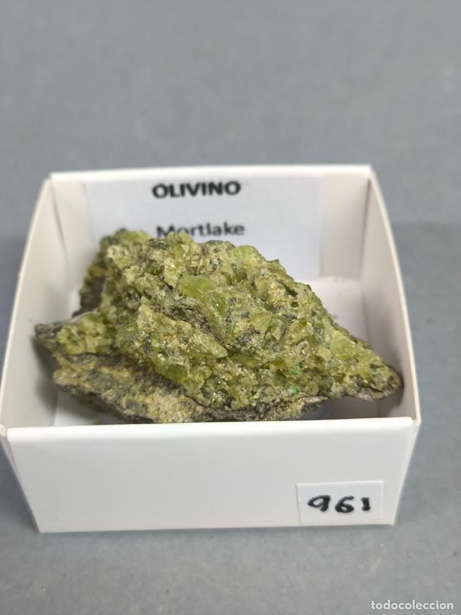 Coleccionismo de minerales: OLIVINO - MINERAL. Australia