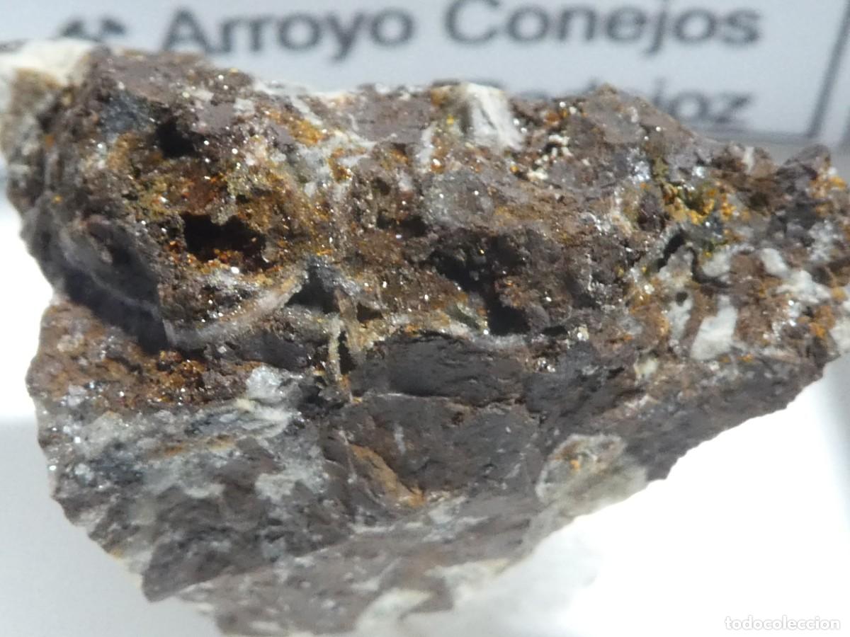 Coleccionismo de minerales: (260) CALDERONITA, BADAJOZ, ESPA&Ntilde;A.