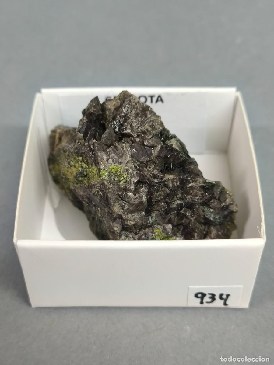 Coleccionismo de minerales: AXINITA+EPIDOTAB- MINERAL. 4X4 Lleida