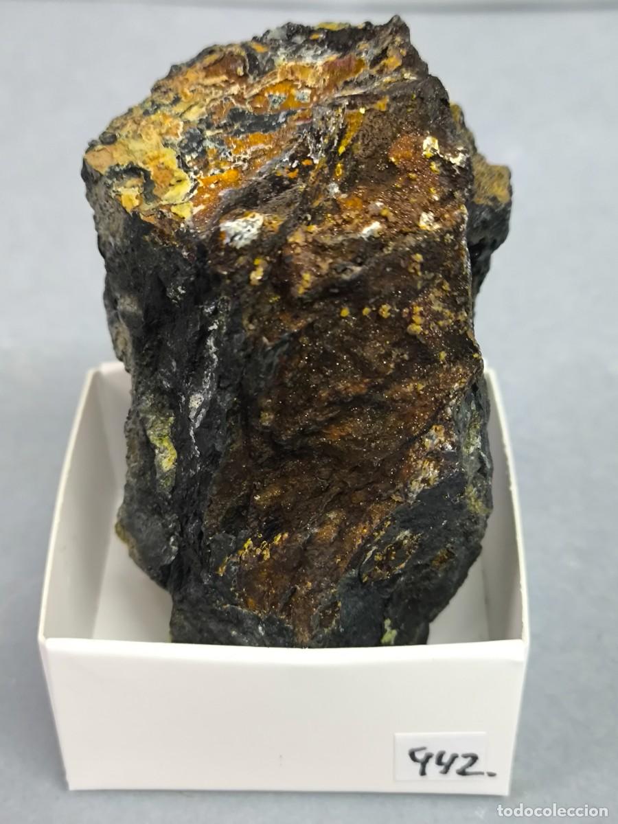 Collezionismo di minerali: JAROSITA +VARISCITA - MINERAL. Barcelona 4x4