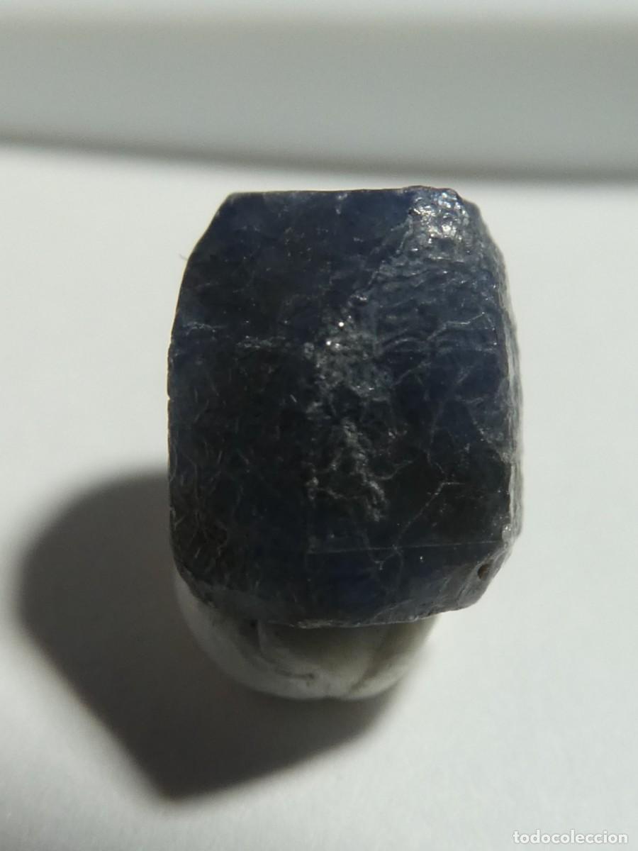 Coleccionismo de minerales: (031) ZAFIRO, IHOROMBE, MADAGASCAR.