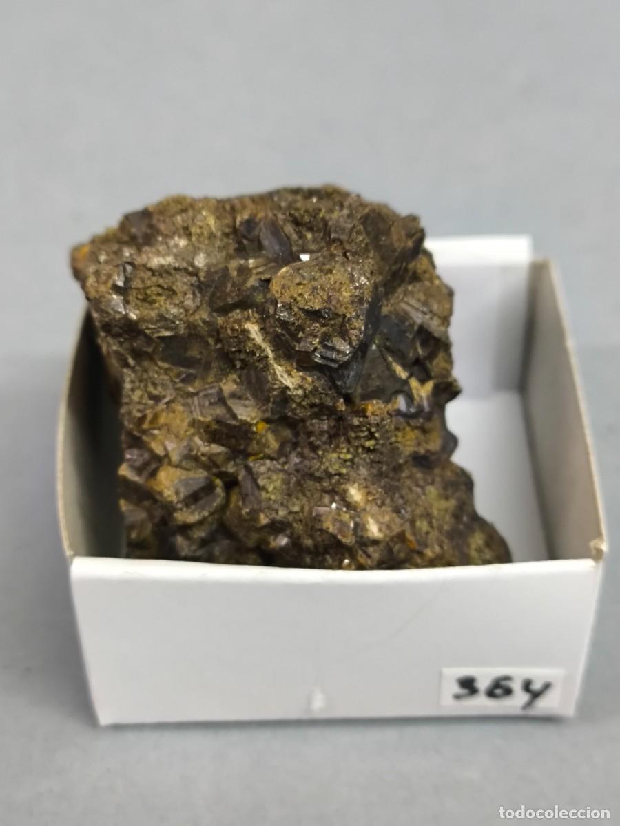 Coleccionismo de minerales: GRANATE GROSSULARIA-HESSONITA- Mineral. Francia