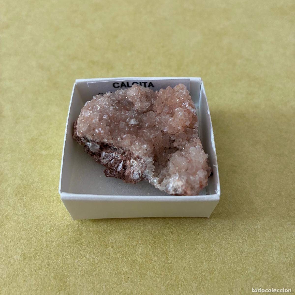 Coleccionismo de minerales: MINERAL CALCITA MINERALES EN CAJA DE 4x4CM