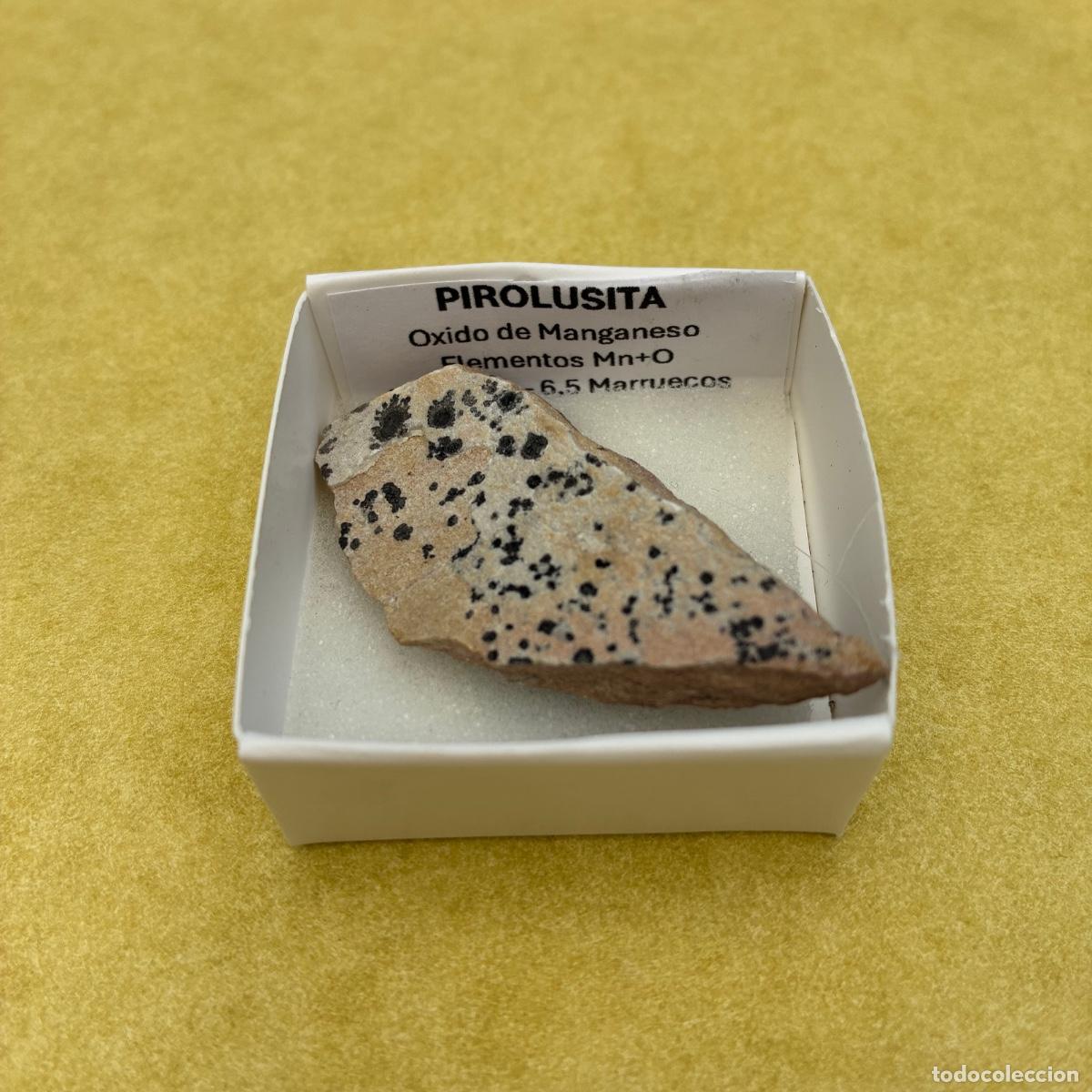 Coleccionismo de minerales: MINERAL PIROLUSITA MINERALES EN CAJA DE 4x4CM