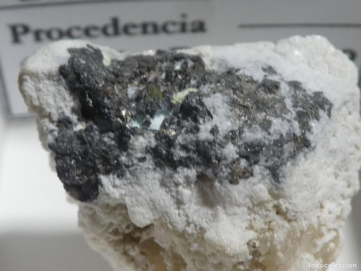 Collezionismo di minerali: (106) BISMUTO NATIVO, POZOBLANCO, CORDOBA.