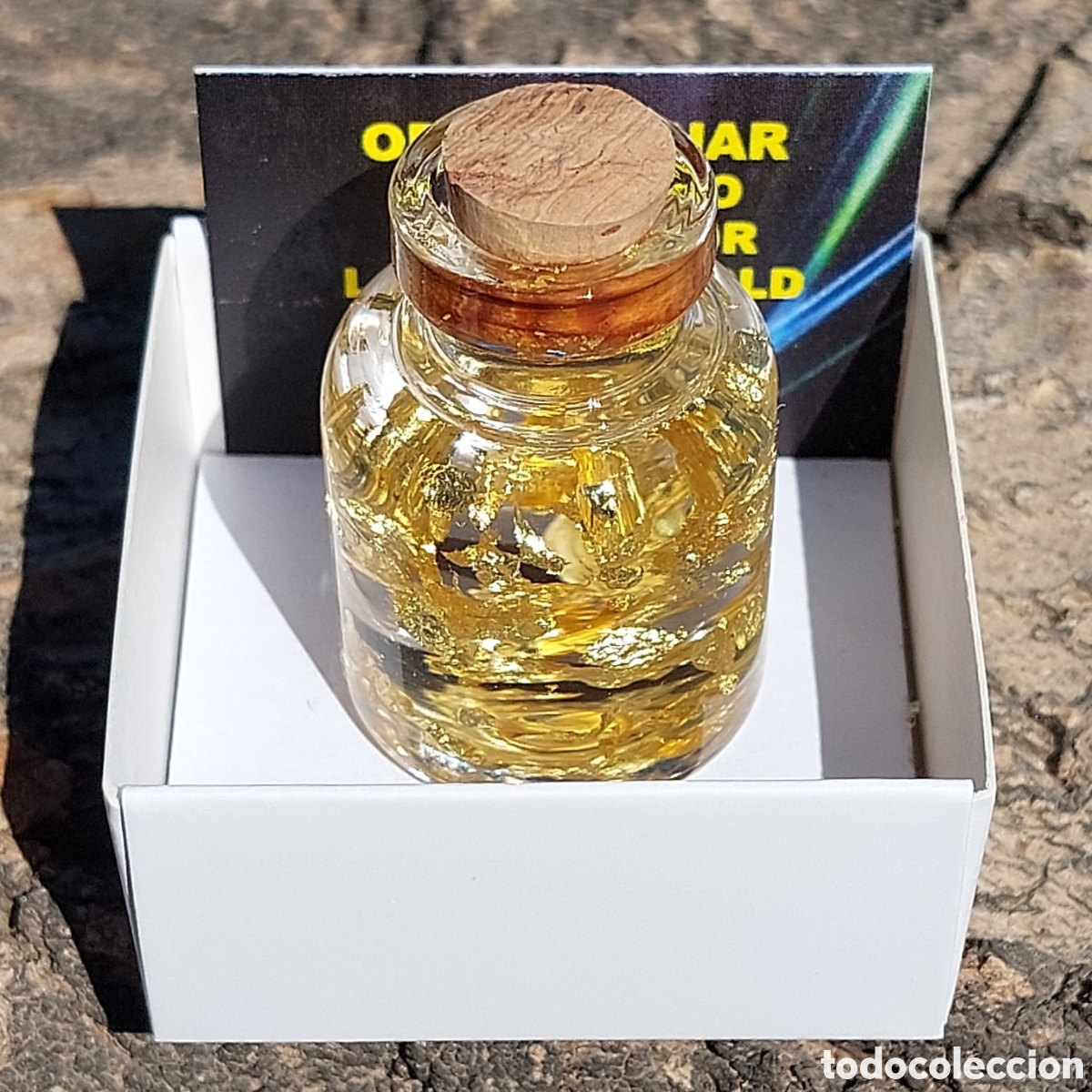 Coleccionismo de minerales: Oro Laminar en Botellita de Cristal con Cajita de Colecci&oacute;n 4 x 4cm