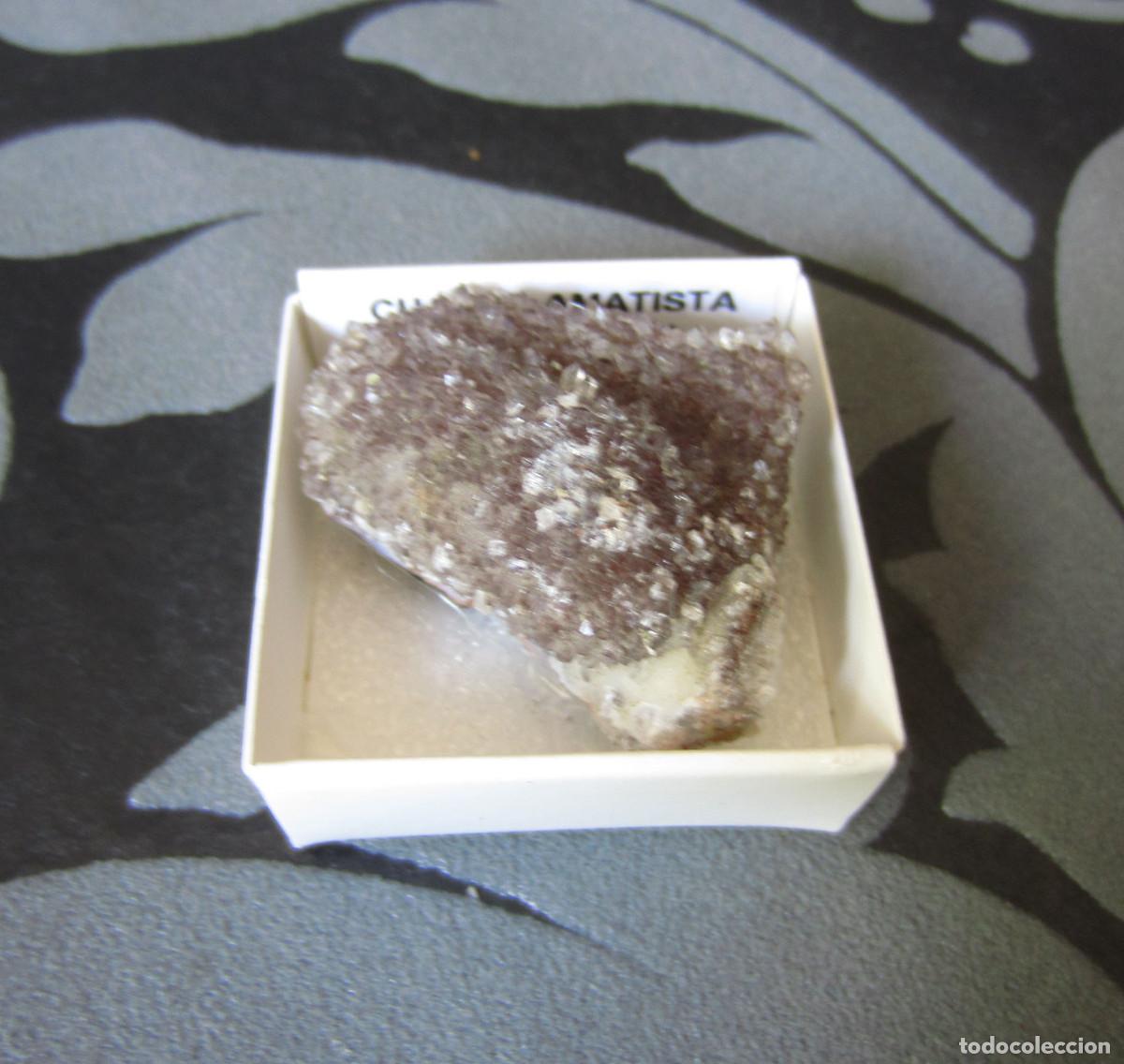 Coleccionismo de minerales: MINERAL CUARZO AMATISTA MINERALES EN CAJA 4X4 CM