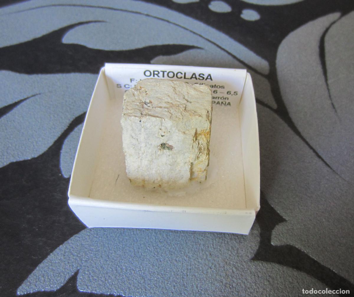 Coleccionismo de minerales: MINERAL ORTOCLASA MINERALES EN CAJA 4X4 CM