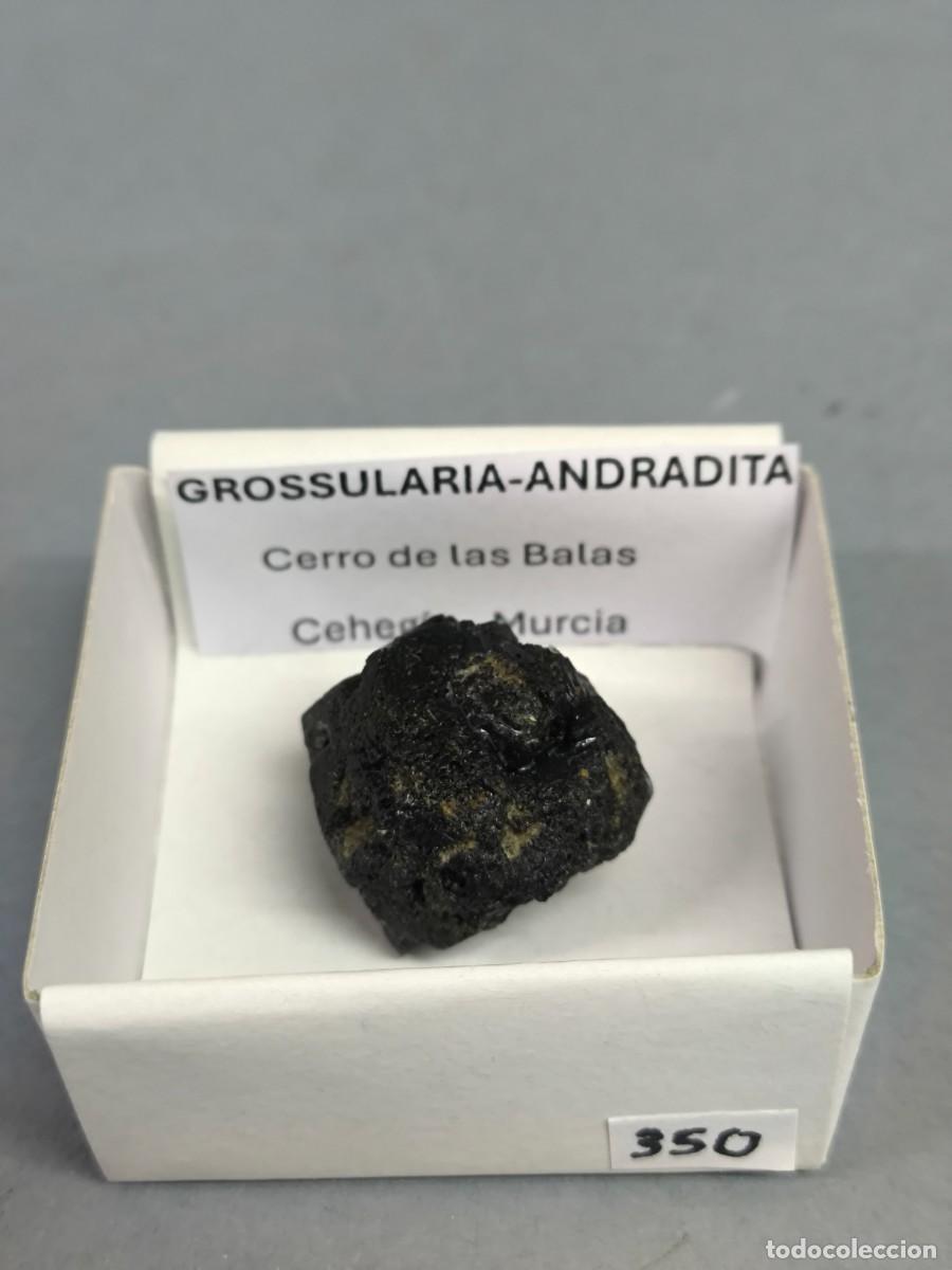 Coleccionismo de minerales: GRANATE GROSSULARIA-ANDRADITA - Mineral