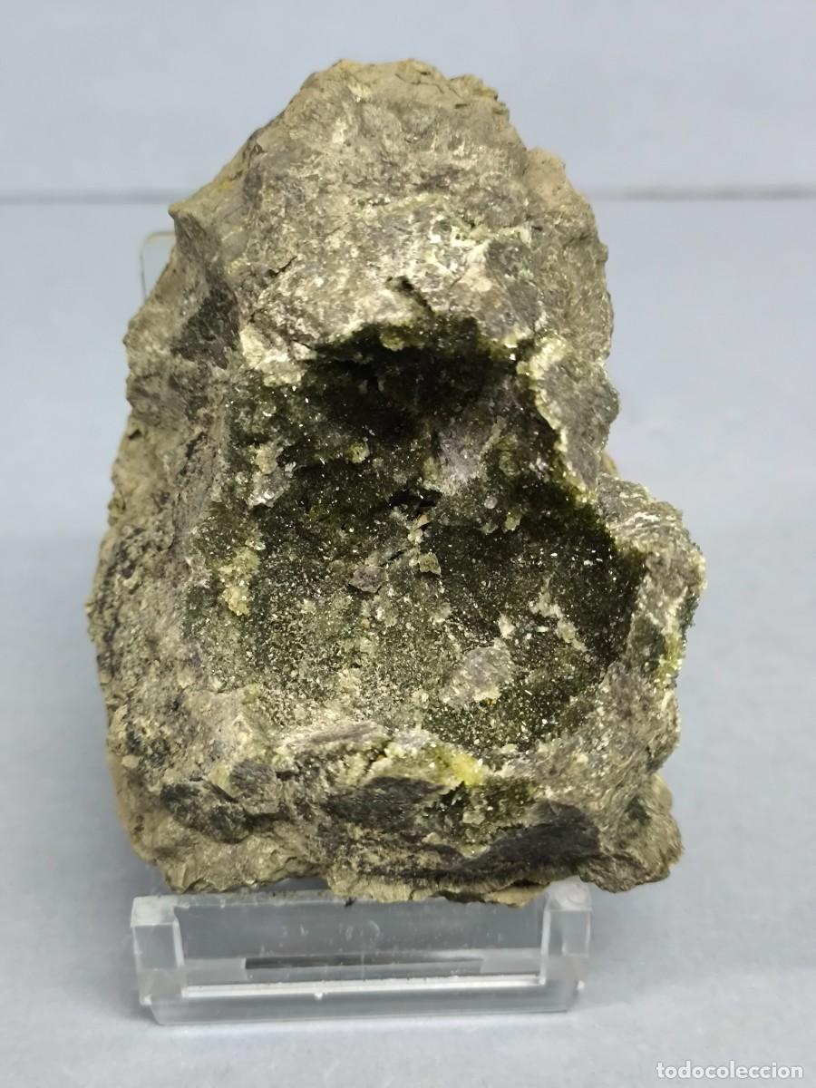 Coleccionismo de minerales: ANAPAITA - MINERAL. Lleida.