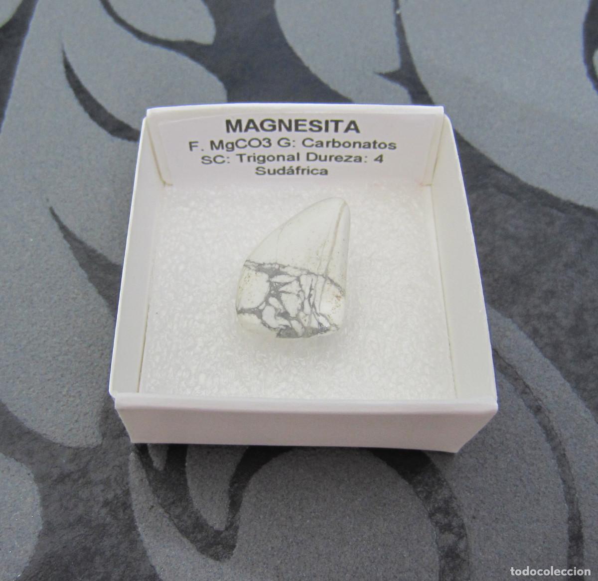 Coleccionismo de minerales: MINERAL MAGNESITA MINERALES EN CAJA 4X4 CM