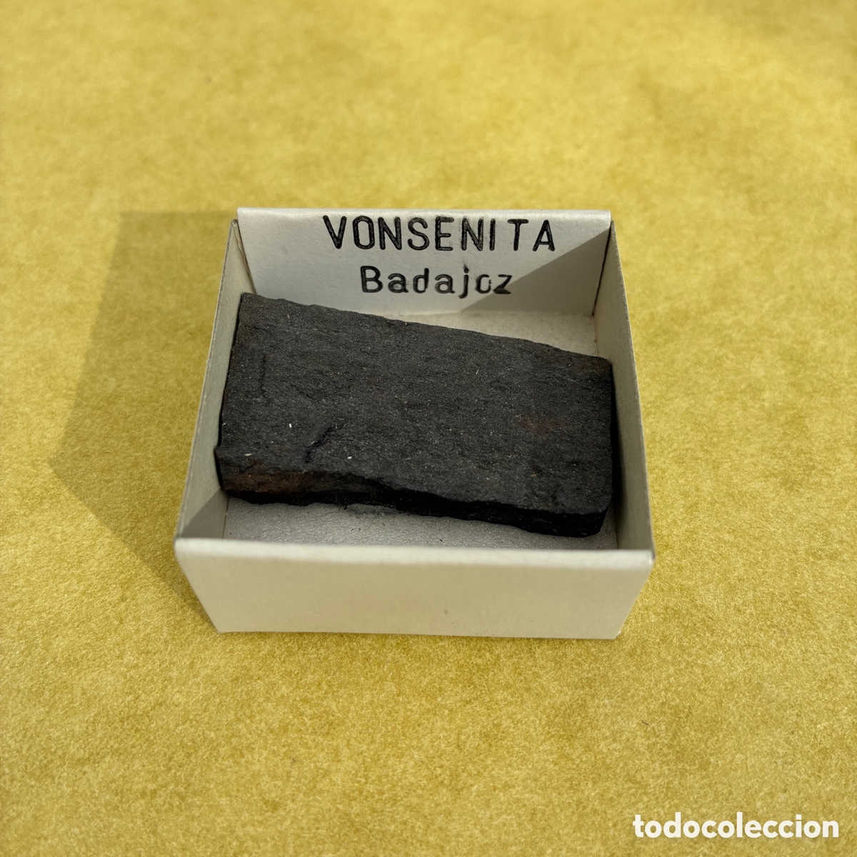 Coleccionismo de minerales: MINERAL VONSENITA MINERALES EN CAJAS DE 4x4 CM