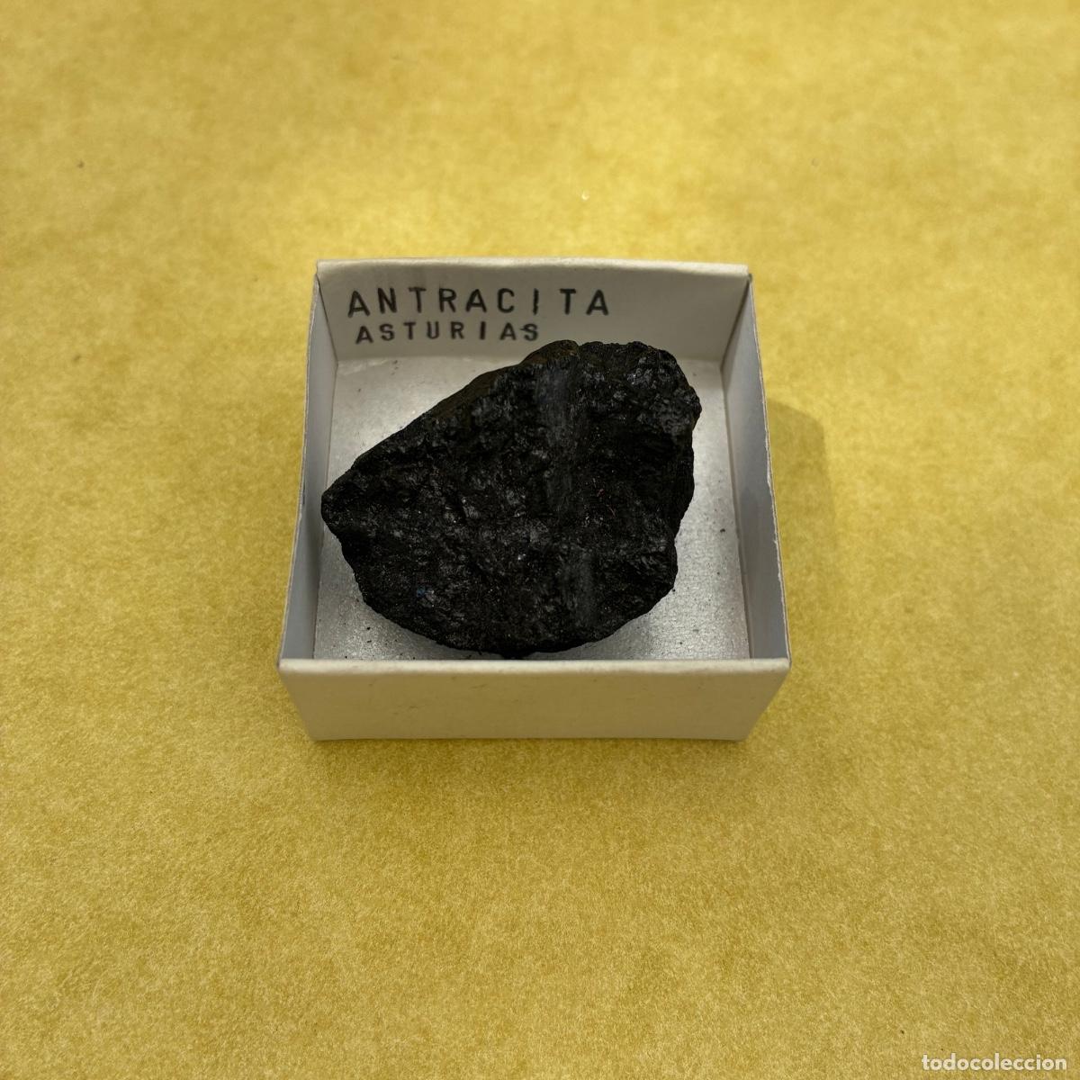 Coleccionismo de minerales: MINERAL ANTRACITA MINERALES EN CAJAS DE 4x4CM