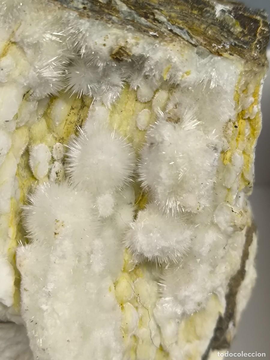 Coleccionismo de minerales: HUNTITA y ARAGONITO- MINERAL. 4x4 . Barcelona