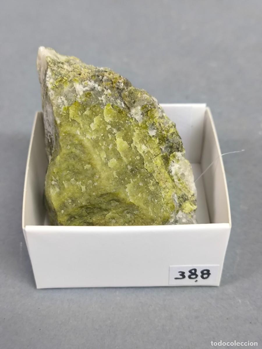 Coleccionismo de minerales: SERPENTINA - MINERAL. Francia. 4x4