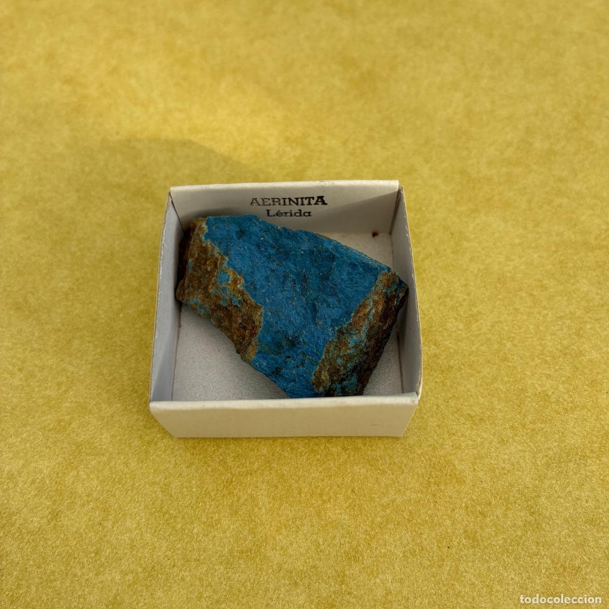 Coleccionismo de minerales: MINERAL AERINITA MINERALES EN CAJA DE 4x4CM