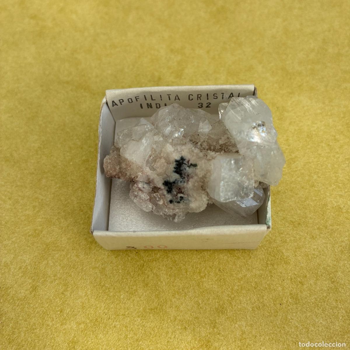 Coleccionismo de minerales: MINERAL APOFILITA CRISTAL MINERALES EN CAJA DE 4x4CM