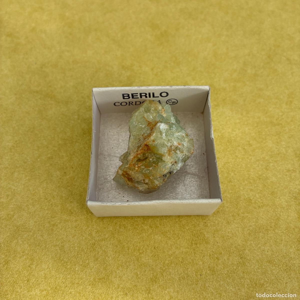 Coleccionismo de minerales: MINERAL BERILO MINERALES EN CAJA DE 4x4CM