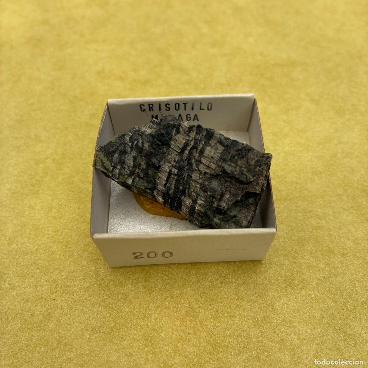 Coleccionismo de minerales: MINERAL CRISOTILO MINERALES EN CAJAS DE 4x4CM