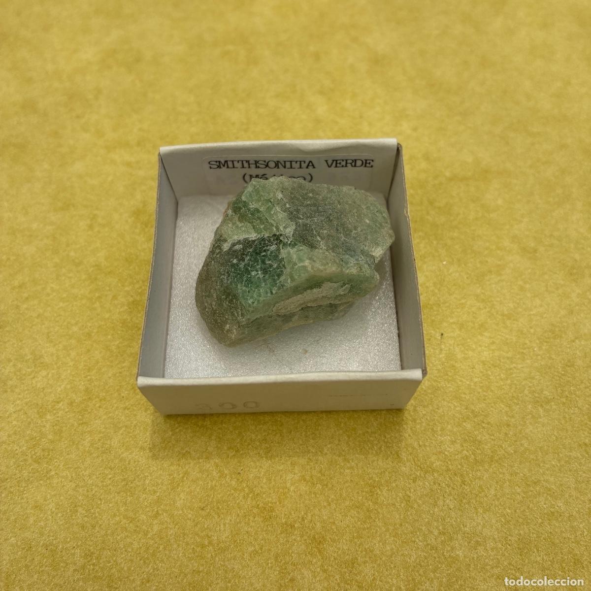Coleccionismo de minerales: MINERAL SMITHSONITA VERDE MINERALES EN CAJAS DE 4x4CM