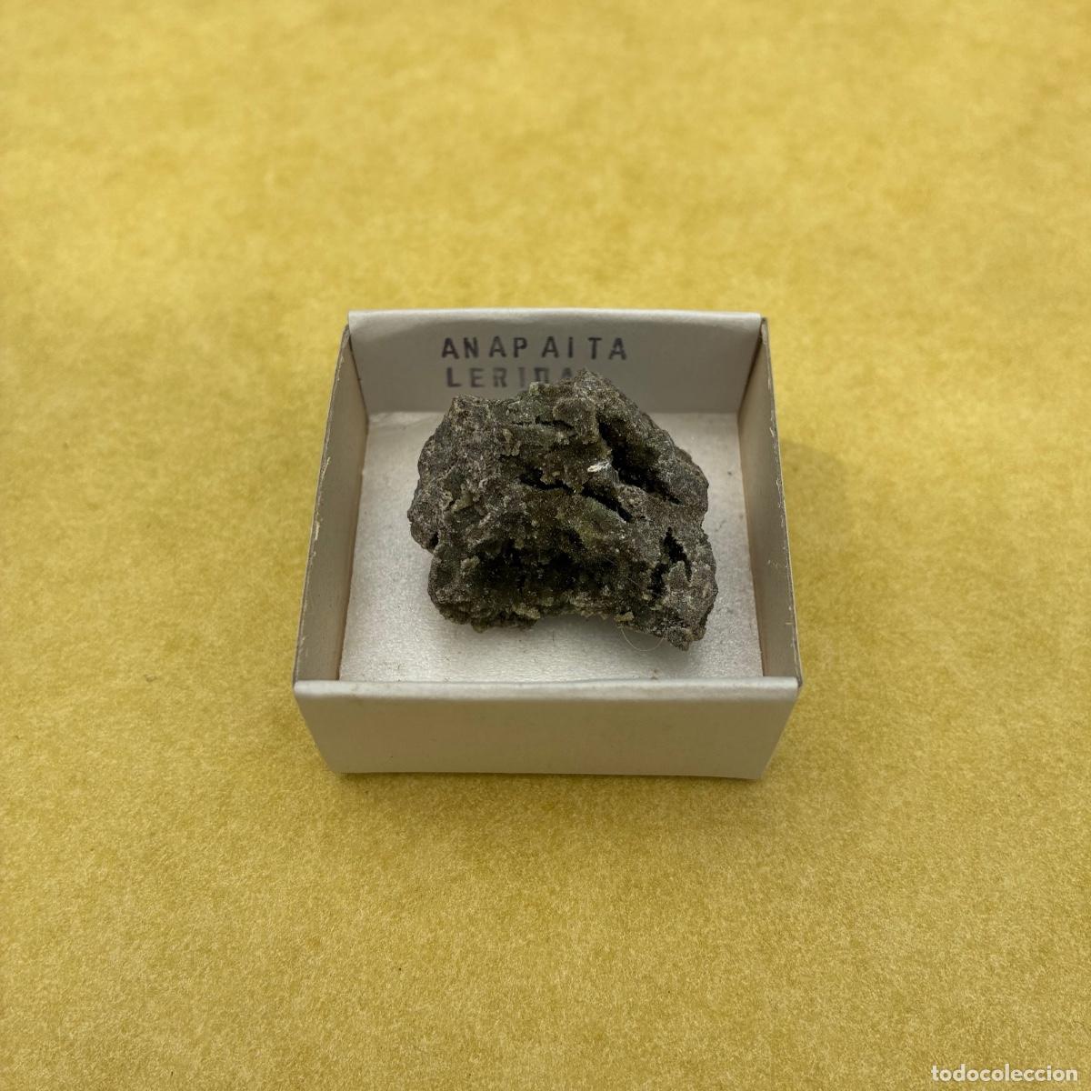 Coleccionismo de minerales: MINERAL ANAPAITA MINERALES EN CAJAS DE 4x4CM