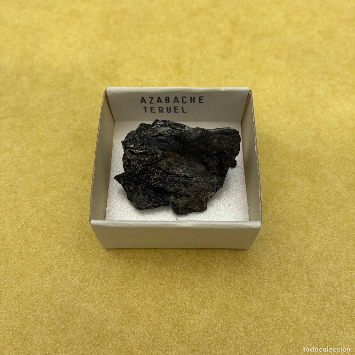 Coleccionismo de minerales: MINERAL AZABACHE MINERALES EN CAJAS DE 4x4CM