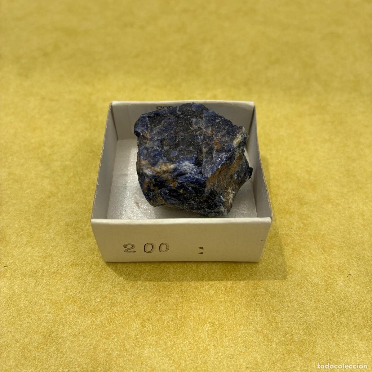 Coleccionismo de minerales: MINERAL SODALITA MINERALES EN CAJAS DE 4x4CM