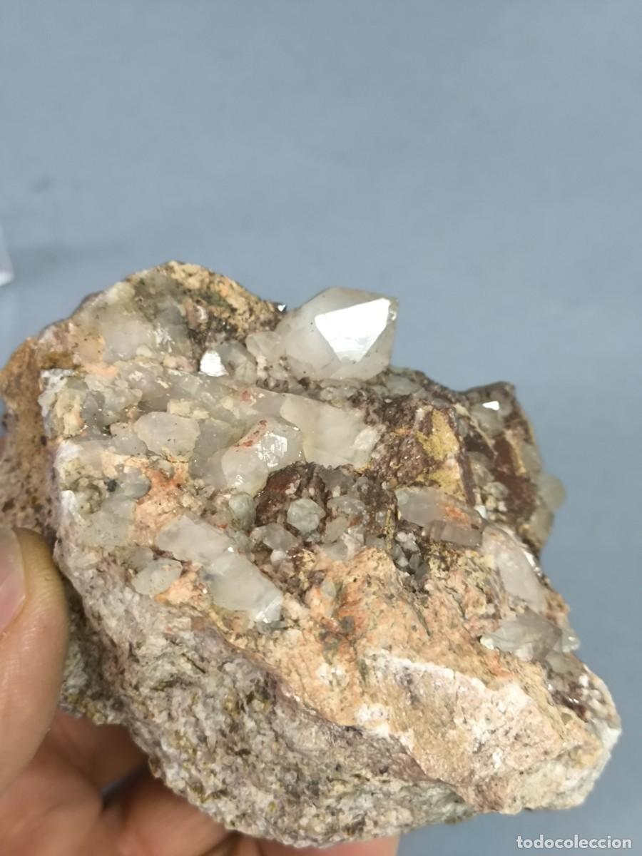 Coleccionismo de minerales: CUARZO + ORTOSA - MINERAL. Girona