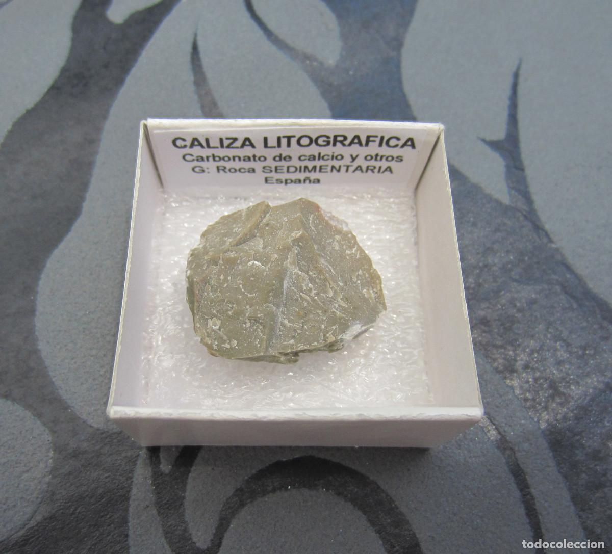 Coleccionismo de minerales: MINERAL ROCAS CALIZA LITOGRAFICA MINERALES EN CAJA 4X4 CM