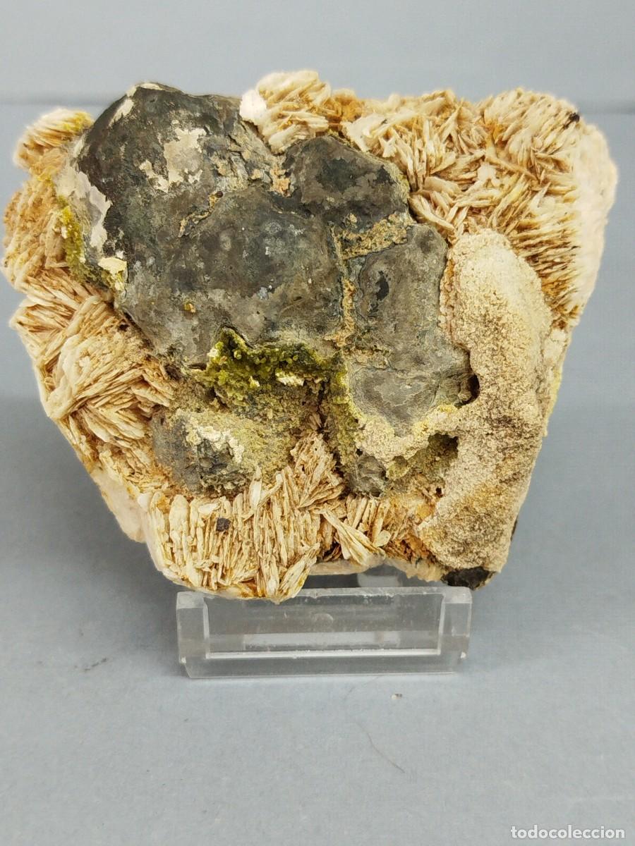 Coleccionismo de minerales: GQLENA + MIMETITA sobre BARITA - MINERAL. Tarragona