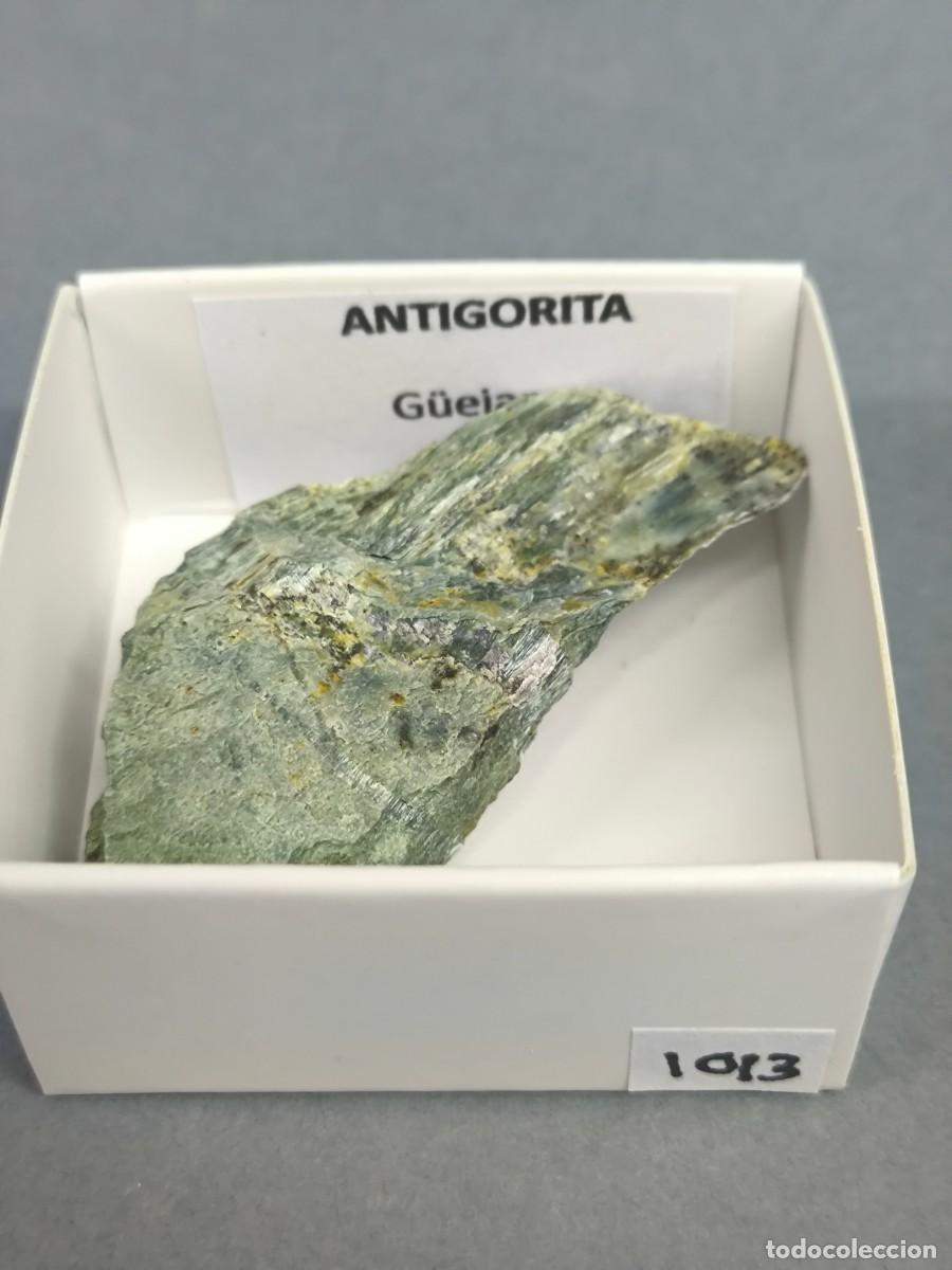 Coleccionismo de minerales: ANTIGORITA - MINERAL. Granada 4x4
