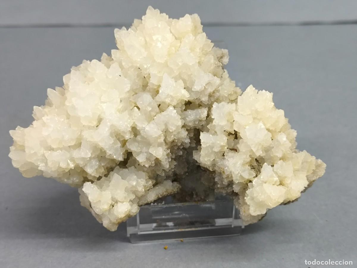 Coleccionismo de minerales: ARAGONITO - MINERAL. Girona