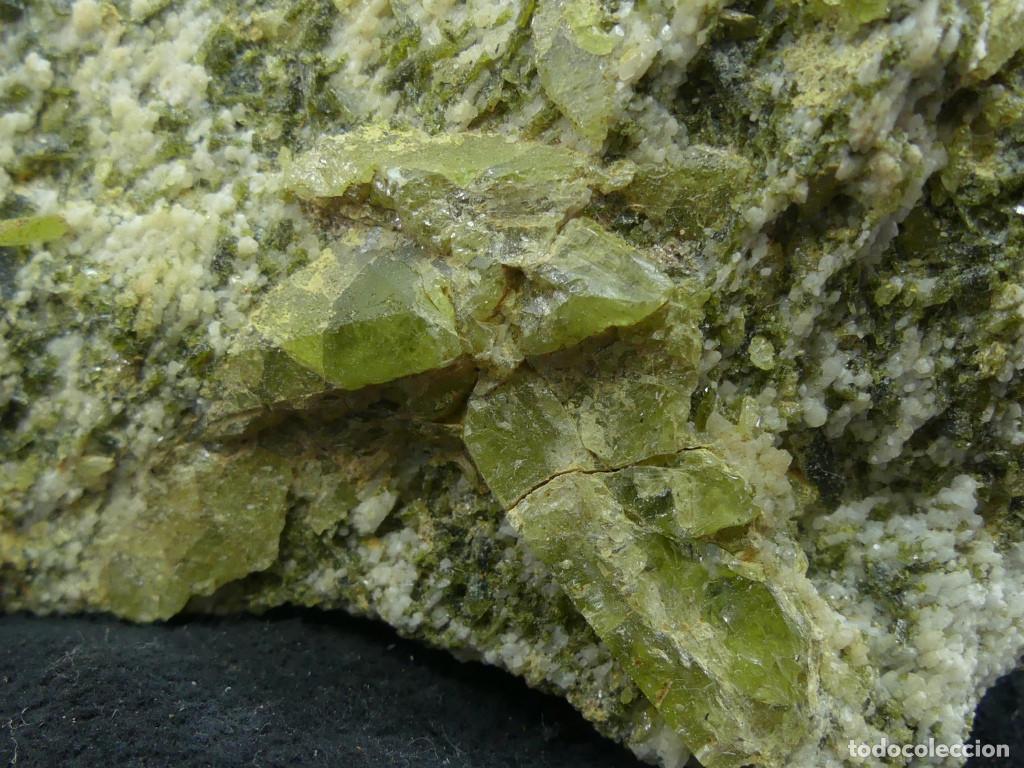 Coleccionismo de minerales: Titanita, Minas Gerais, Brasil