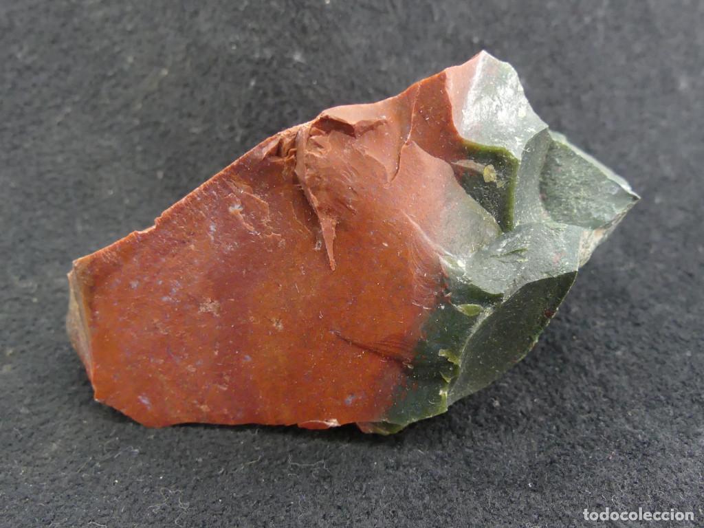 Coleccionismo de minerales: Jaspe Rojo y verde, Java, Indonesia