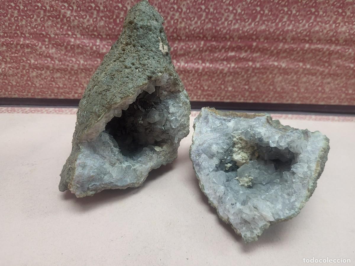 Coleccionismo de minerales: PIEDRA MINERAL GEODA DE CUARZO FILAMENTOS DE MANGANESO