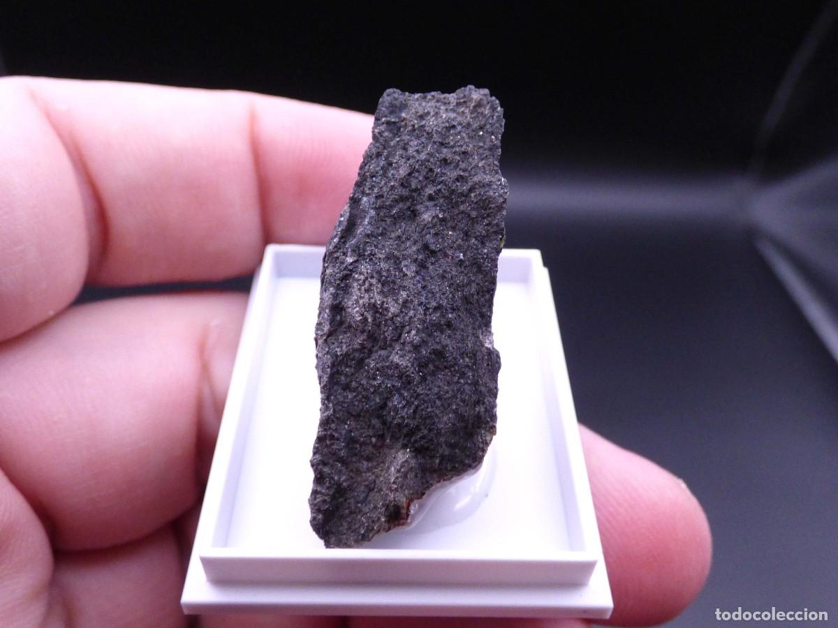 Coleccionismo de minerales: ✅FDMINERALS✅ ⚒️ URANINITA (PECHBLENDA) ⚒️ Mina Eureka, Lleida, Catalu&ntilde;a, Espa&ntilde;a - er96